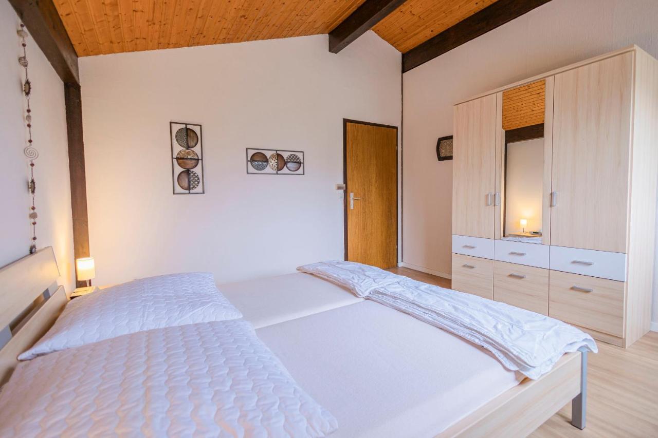Ferienwohnpark Immenstaad Am Bodensee Satteldachhaus Typ 9 Sd 57 المظهر الخارجي الصورة